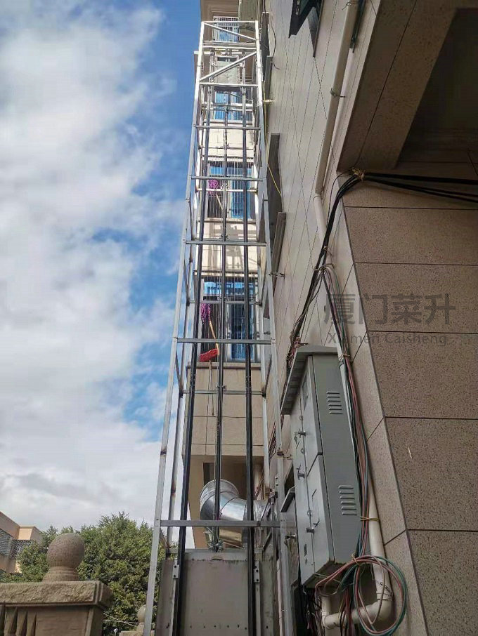 窗口式曳引款傳菜電梯 (4)
